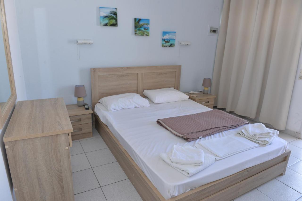 Blue Rooms Adamantas  ภายนอก รูปภาพ