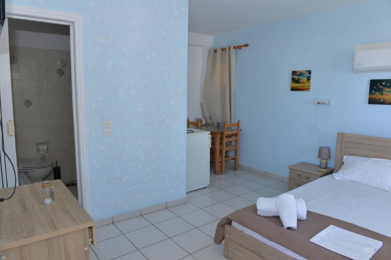 Blue Rooms Adamantas  ภายนอก รูปภาพ